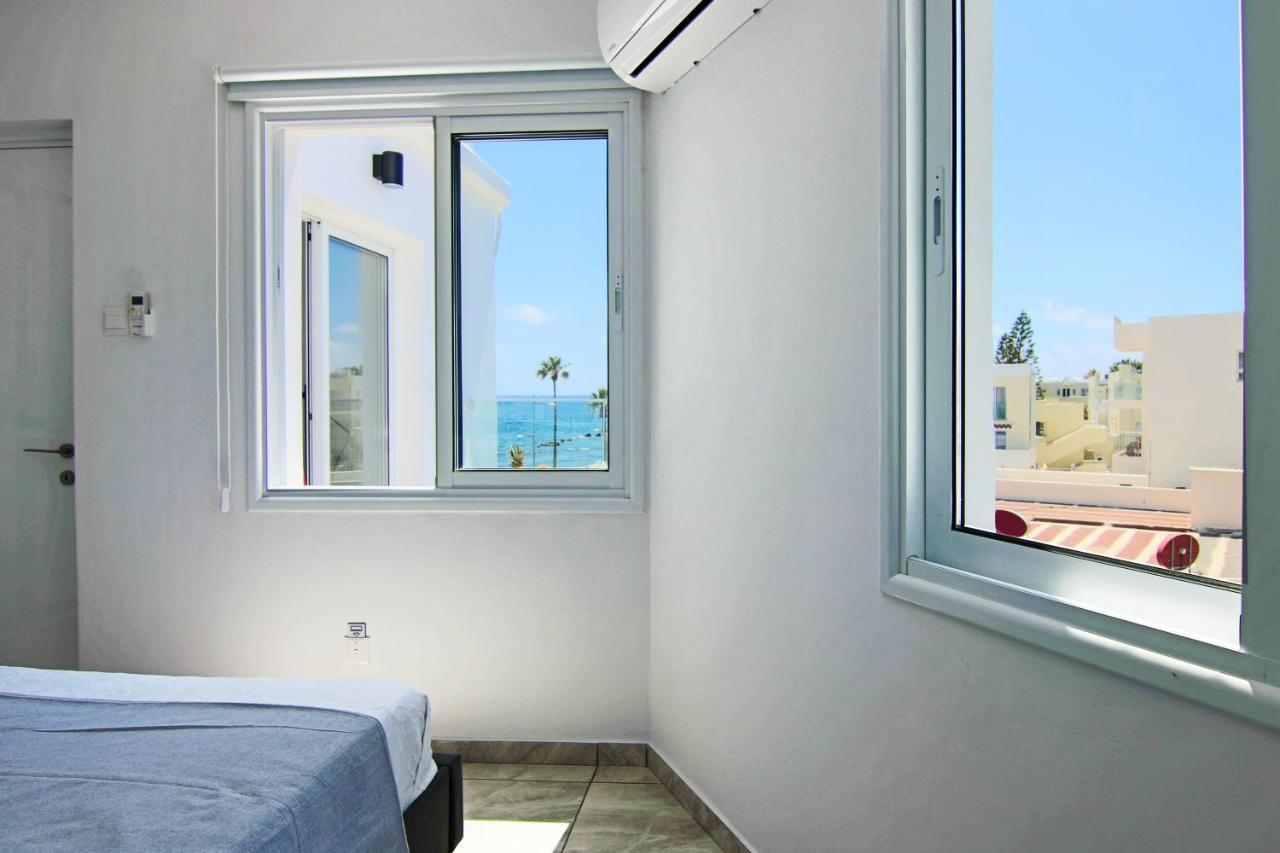 Phaedrus Living: Seaside Luxury Flat Lighthouse 74 Lejlighed Paphos Eksteriør billede