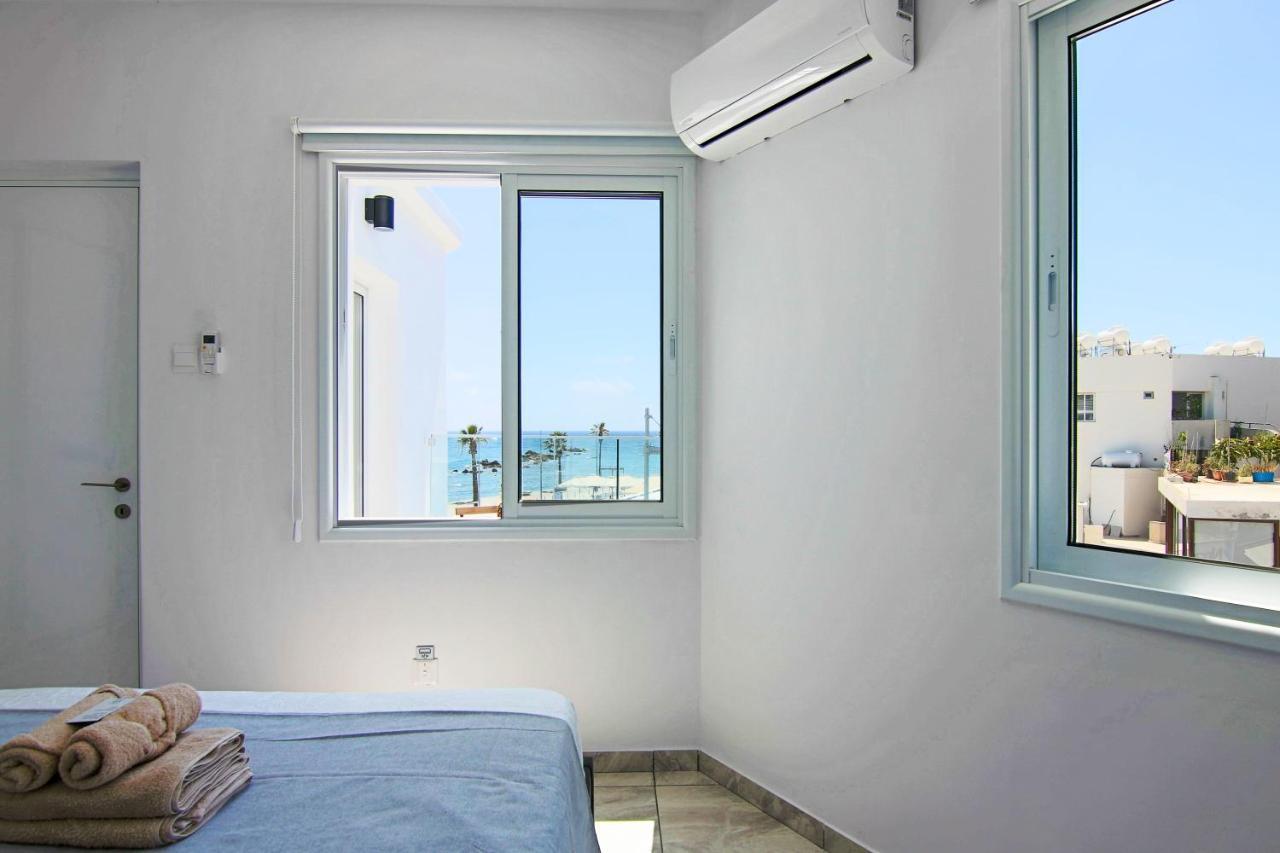 Phaedrus Living: Seaside Luxury Flat Lighthouse 74 Lejlighed Paphos Eksteriør billede